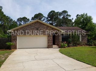 2508 Crescent Pl, Navarre, FL 32566