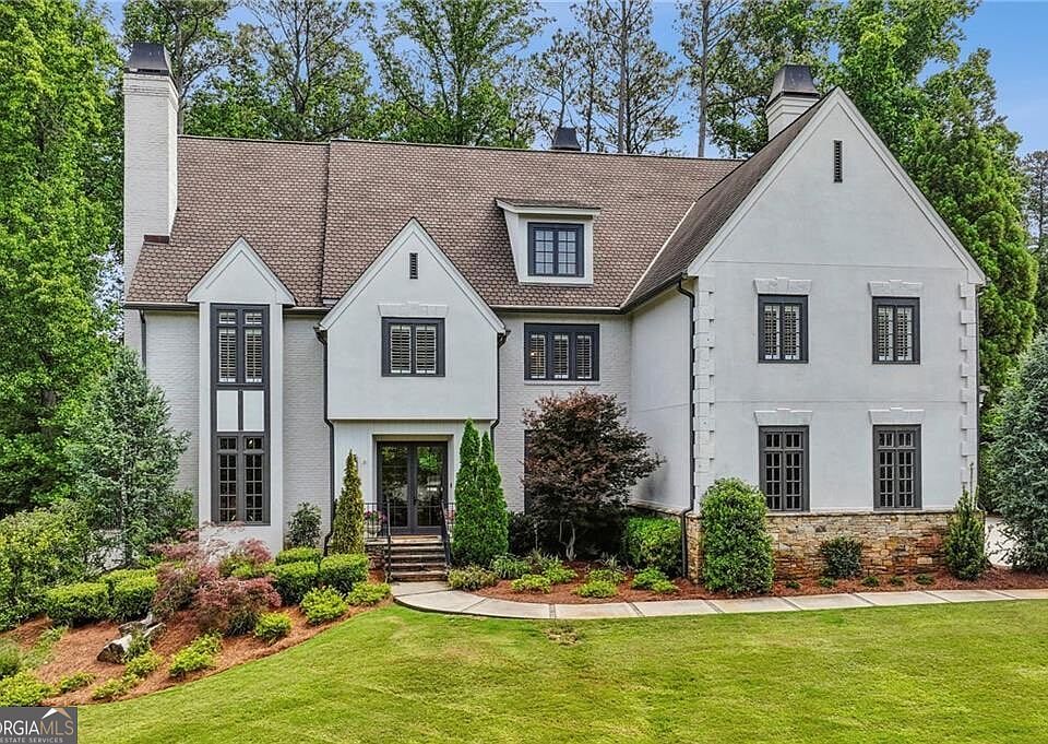 1st image of 425 Laurel Chase Ct