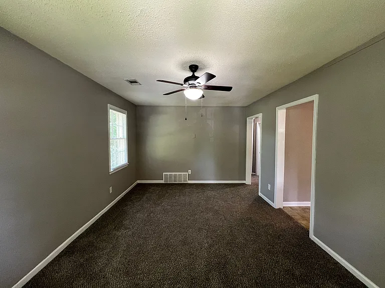 25 E McKellar Ave — Photo 8