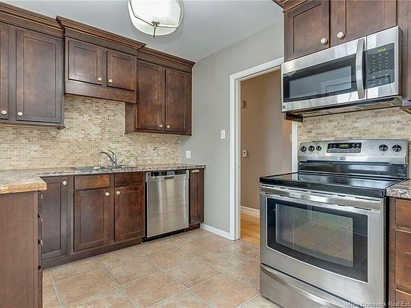 4th image of 30 Killarney Rd