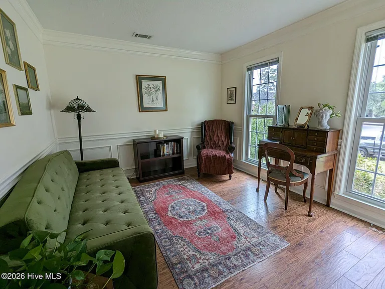 296 Ashbrook Dr — Photo 8