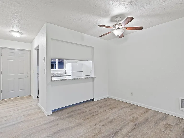 Powell Butte Townhomes — Photo 60