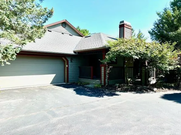 1090 Creeks Cross ROAD #A, Kohler, WI 53044