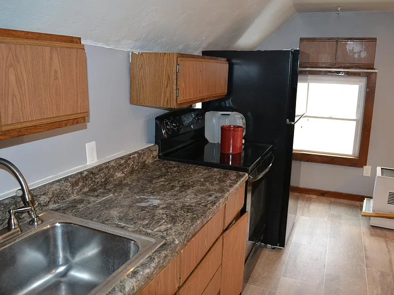 31D Sutton Rd #D — Photo 5