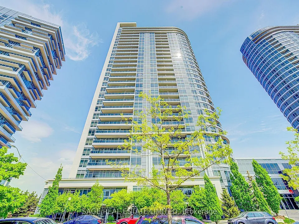 181 Village Green Sq #2415