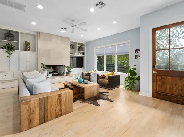 1401 Hillmont St #A, Austin, TX 78704
