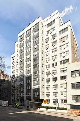 Rented by Sotheby's International Realty | media 14