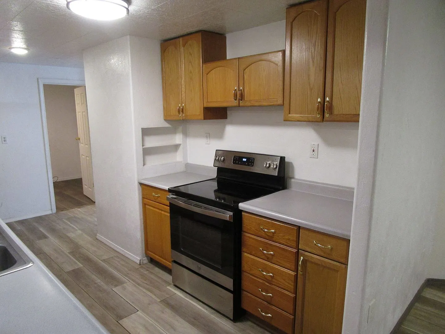 House on East Side of Ochoco Reservoir with Multiple Outbuildings and Fenced Yard - Available Now! — Photo 4
