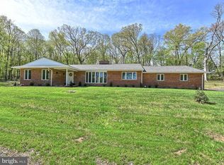 793 Bittersweet Ln, Sykesville, MD 21784