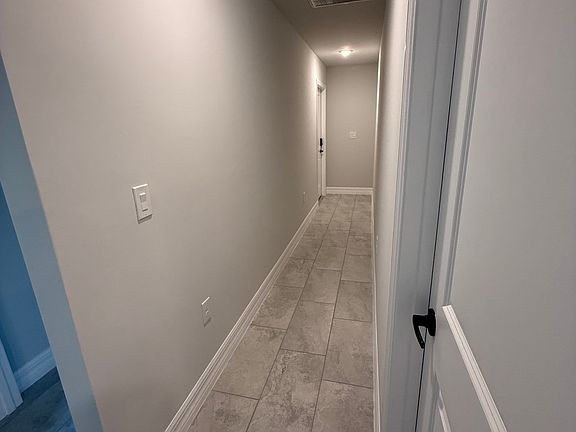 5th image of 6041 Latimer Ave #6041
