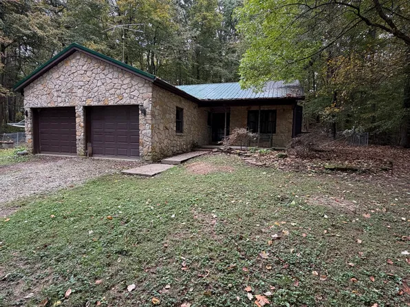 25232 Underpass Rd, Batesville, IN 47006