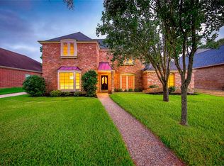 1606 Elk River Rd, Houston, TX 77090