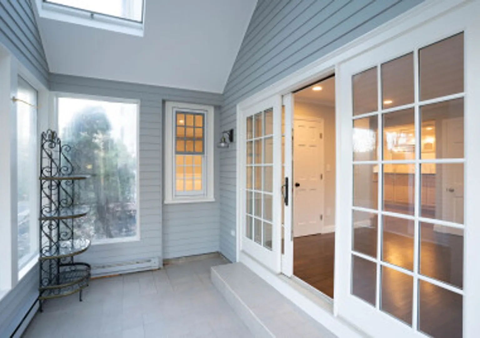 Luxury Single Family in Newton - Free Rent Through September — Photo 4