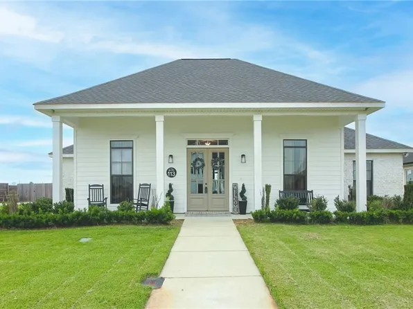 113 Beau Place Blvd, Des Allemands, LA 70030