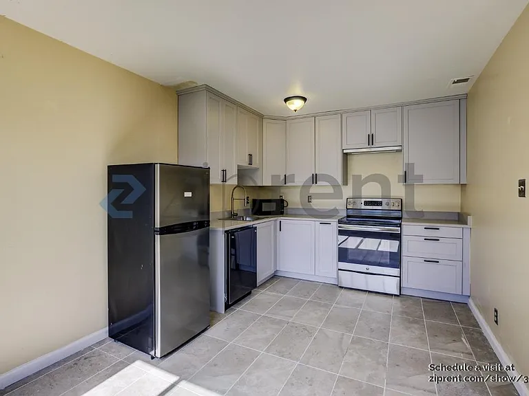 3421 25th St #7 — Photo 9