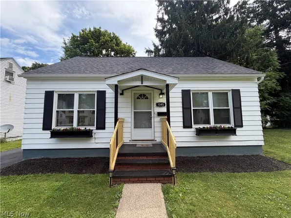 1045 Nome Ave, Akron, OH 44320