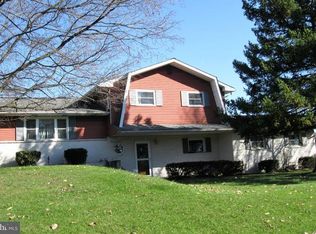 45 Oak Ln, Orwigsburg, PA 17961