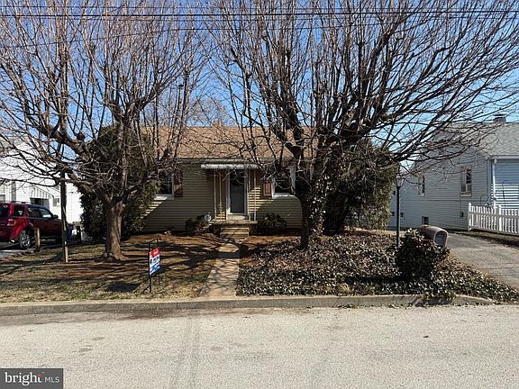 2nd image of 855 Old Taxville Rd