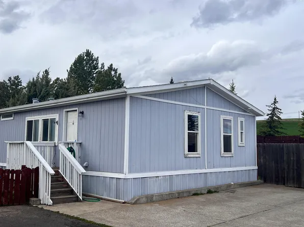260 NW Golden Hills Dr Space 8, Pullman, WA 99163