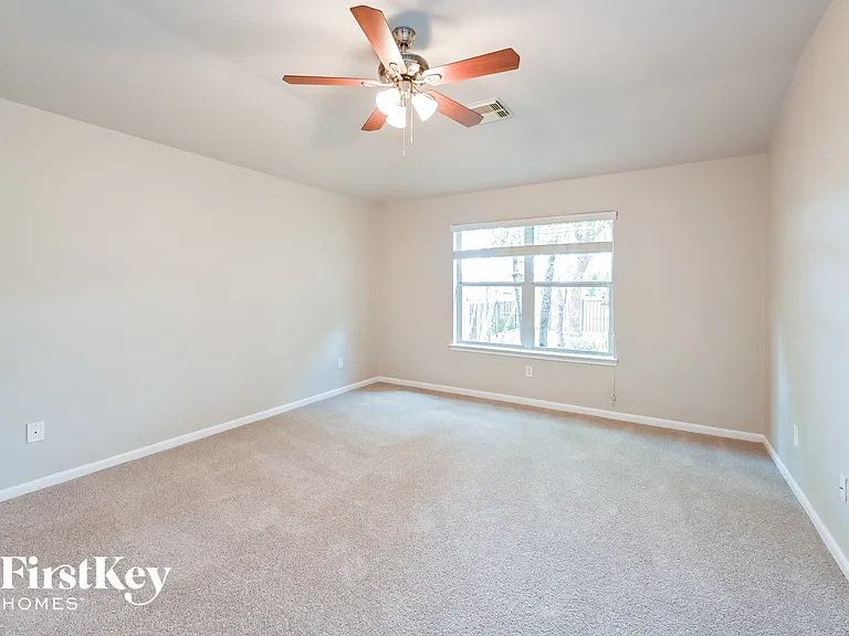 2729 Domenico Ln — Photo 10