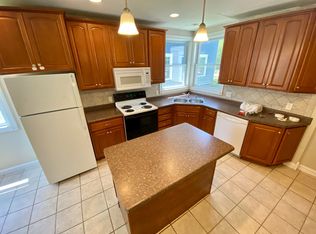 221 8th St S APT 2, La Crosse, WI 54601