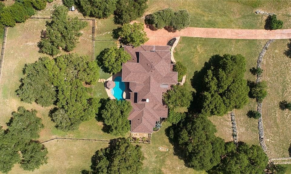 295 Chalk Bluff Ct, Driftwood, TX 78619 Zillow