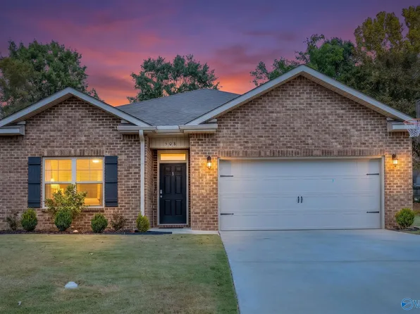 508 Wolf Trace Ln, Hartselle, AL 35640