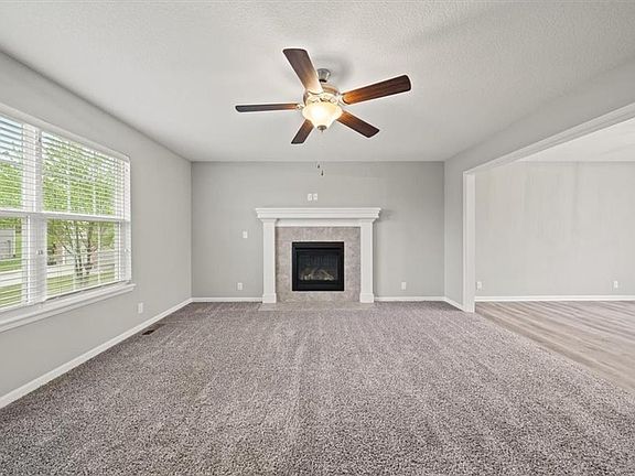 3rd image of 2301 S Heartland Ct