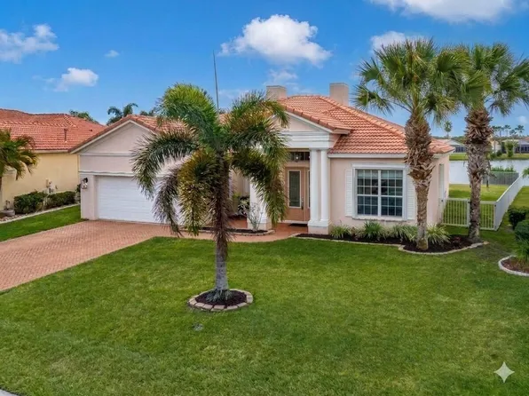 625 SW Long Key Court, Port St Lucie, FL 34986