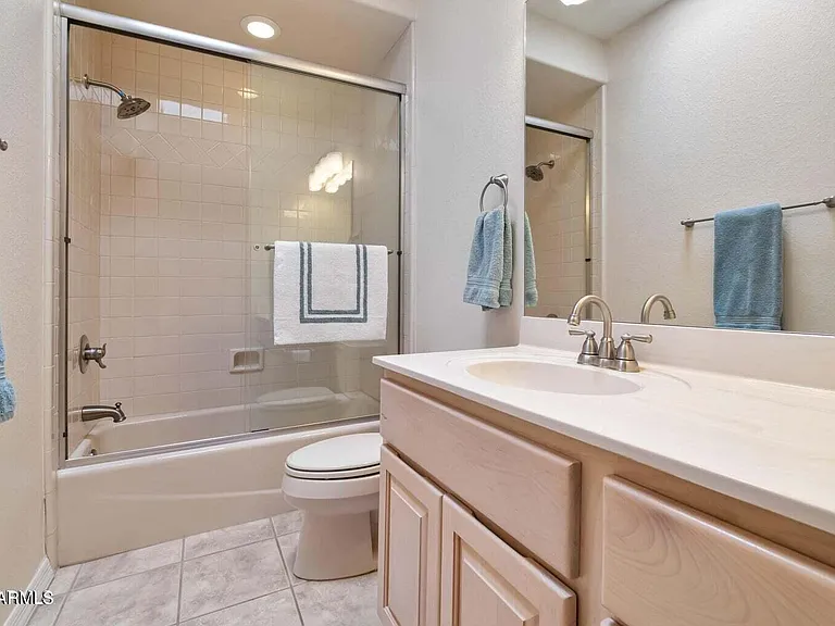 27422 N Montana Dr — Photo 20
