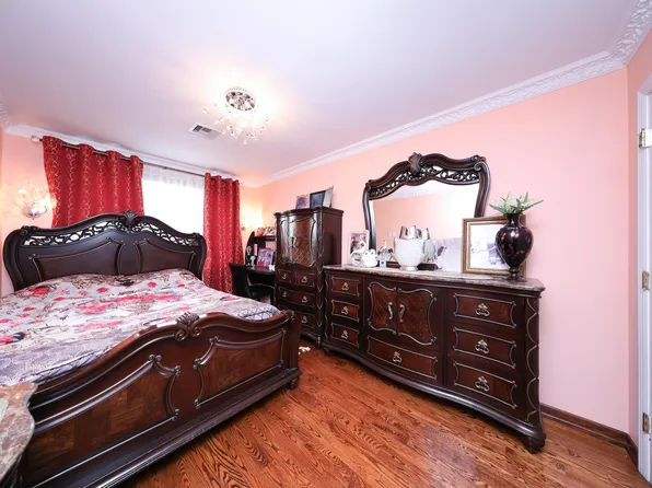 2568 East 2nd Street image 25 of 41