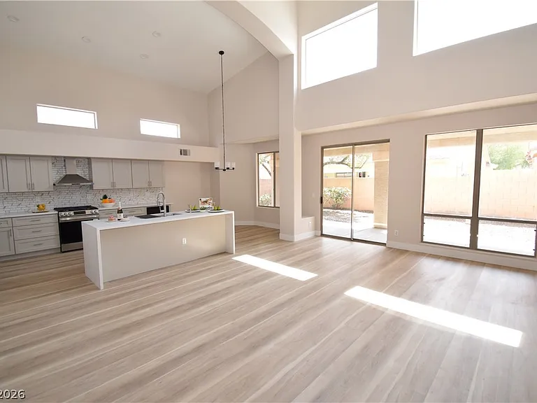 3059 Evening Wind St — Photo 11