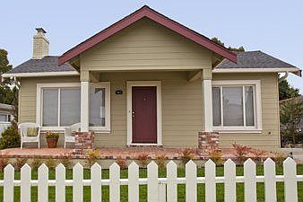 Exterior :: 7814 Crest Avenue