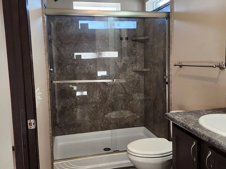 15 Grand Ave S #6 — Photo 7