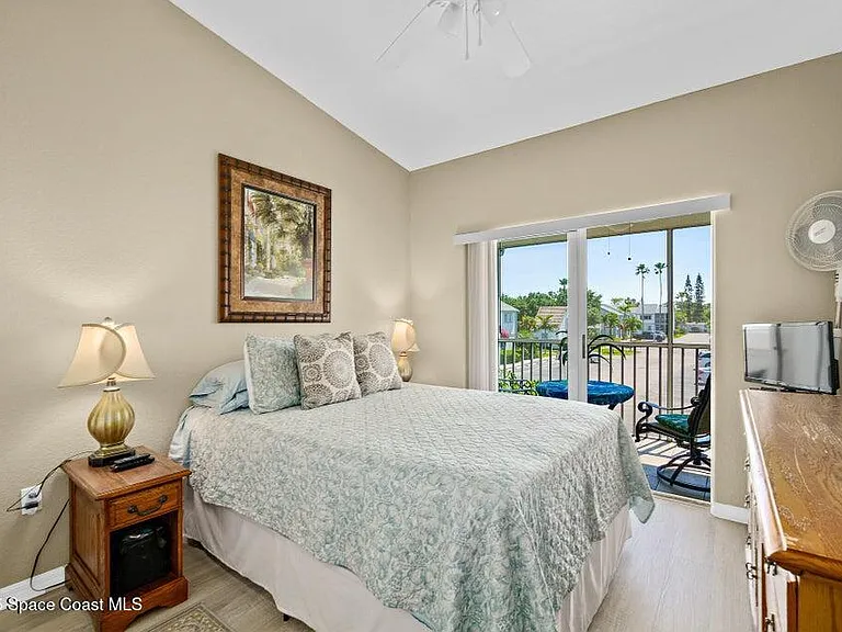 347 Ocean Park Ln — Photo 15
