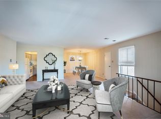 1701 Raintree Ln, Malvern, PA 19355