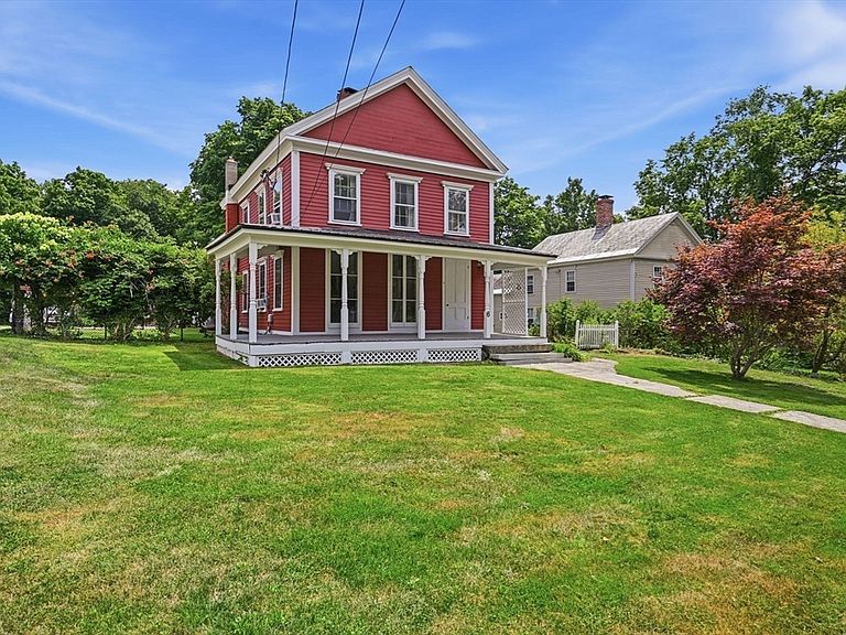 Listing photo 3