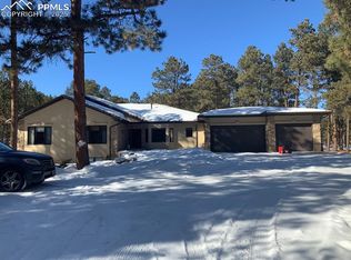 17055 Goshawk Rd W, Colorado Springs, CO 80908