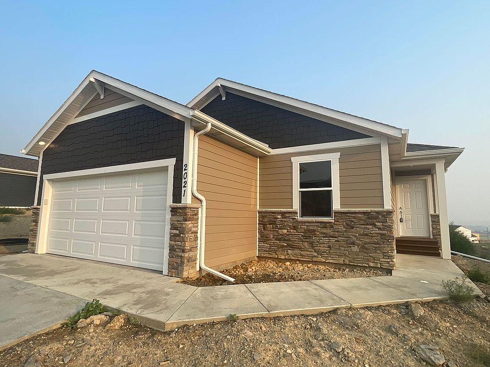 1st image of 2021 Noah St