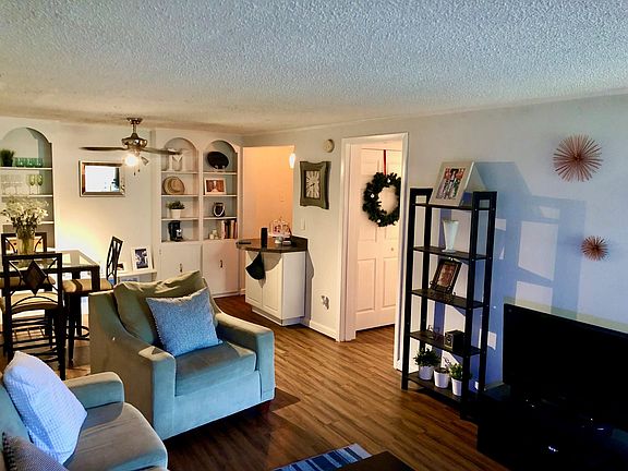 2nd image of 4265 E Michigan St #4265