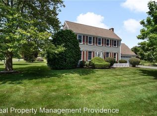 71 Samson Ln, Middletown, RI 02842