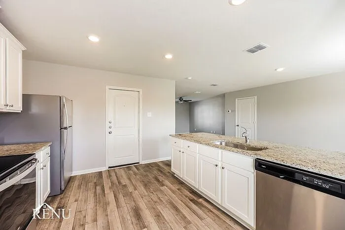 2818 Praline Ferry — Photo 4