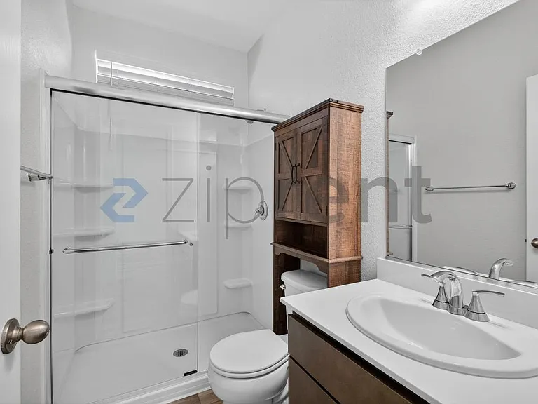 580 Rosedale Way — Photo 7