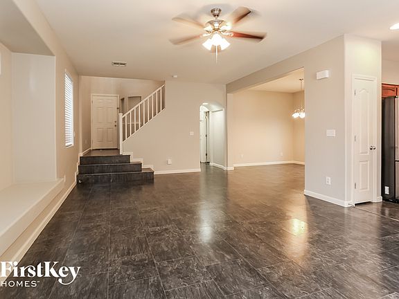 2nd image of 7631 Gatsby House St