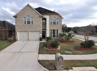 8223 Hayden Cove Dr, Tomball, TX 77375