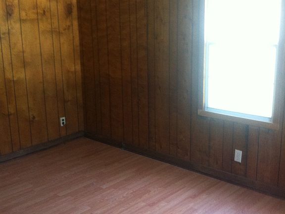 5th image of 802 S Saint Charles St