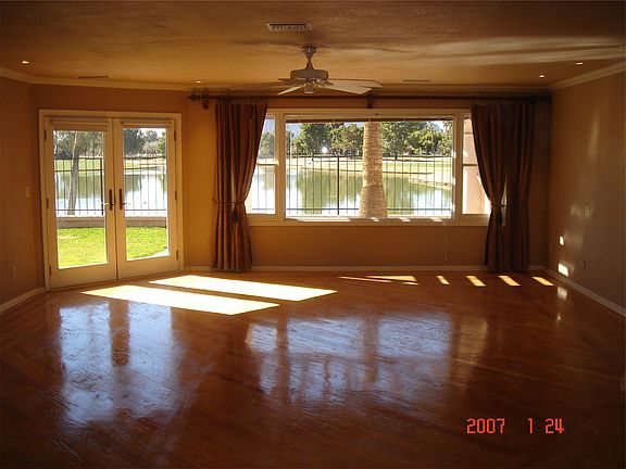 5th image of 8029 E Via De Viva