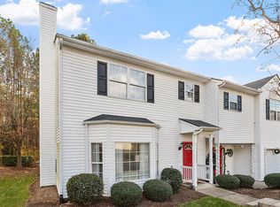 108 Pointe Crest Ct, Cary, NC 27513