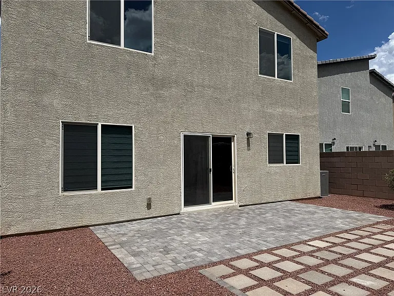 7521 Dragonfruit Ave — Photo 23