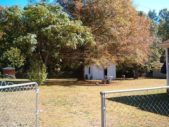 Storage Bldg, rear yard